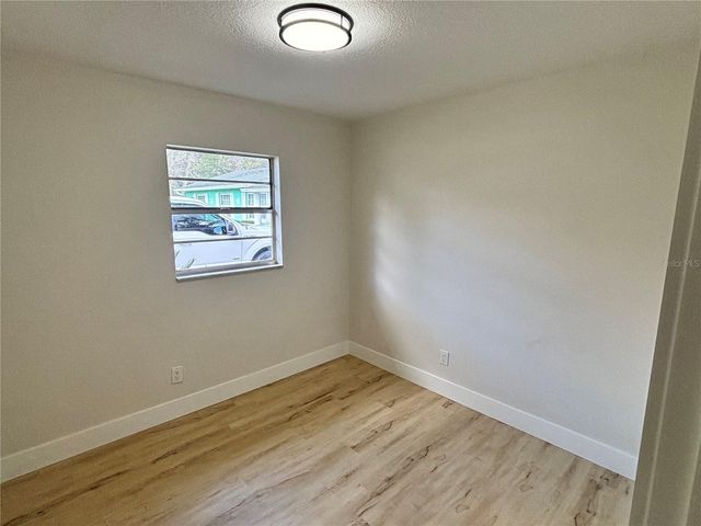 8 KINGS CIRCLE, Brooksville, FL 34601