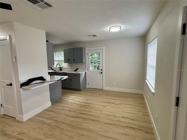 8 KINGS CIRCLE, Brooksville, FL 34601