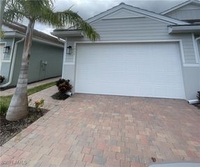 1011 Enbrook LOOP, Naples, FL 34114