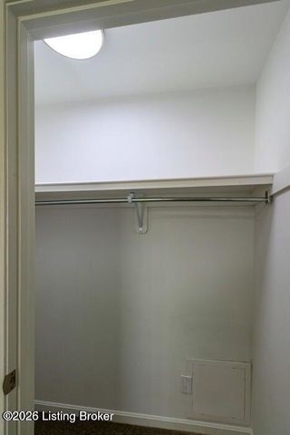 9003 Falcon Crest Ct 205, Louisville, KY 40219