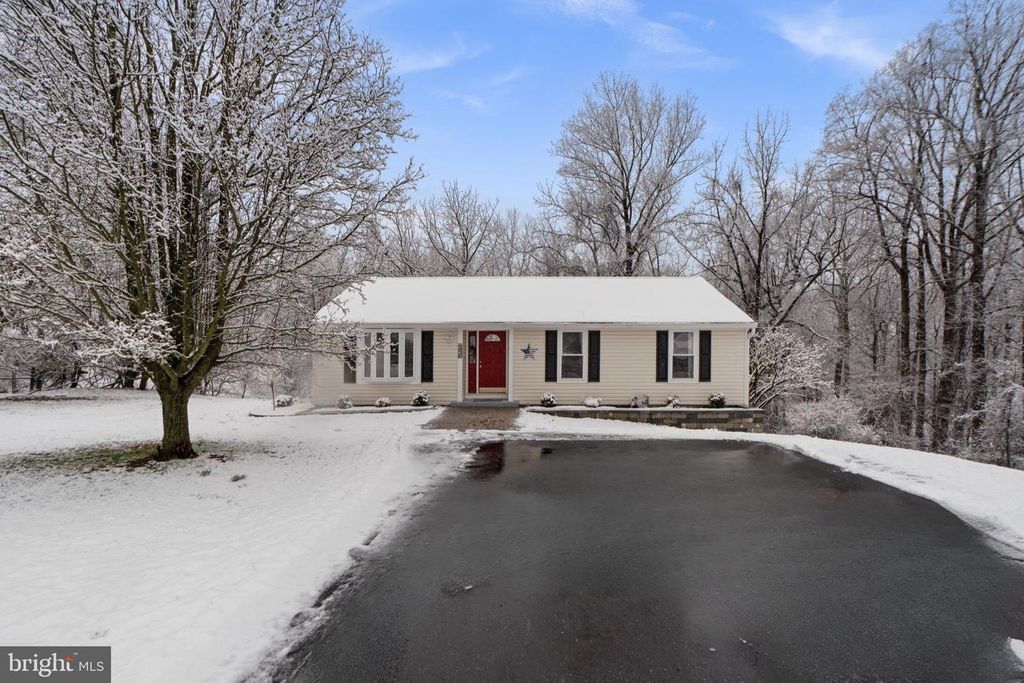 4936 WHARFF LN, Ellicott City, MD 21043