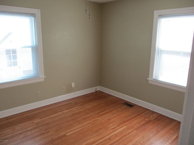 4214 Winchester Rd, Louisville, KY 40207