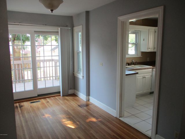 4214 Winchester Rd, Louisville, KY 40207