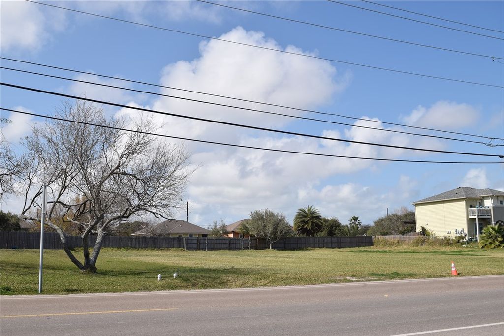 1222 Laguna Shores, Corpus Christi, TX 78418 — exterior