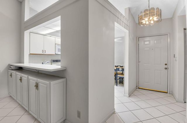 10939 Roebelini Palm Court A, Boynton Beach, FL 33437