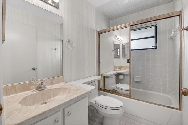 10939 Roebelini Palm Court A, Boynton Beach, FL 33437