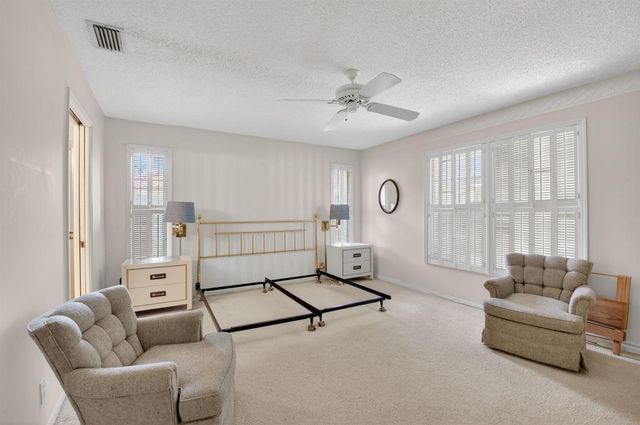 10939 Roebelini Palm Court A, Boynton Beach, FL 33437
