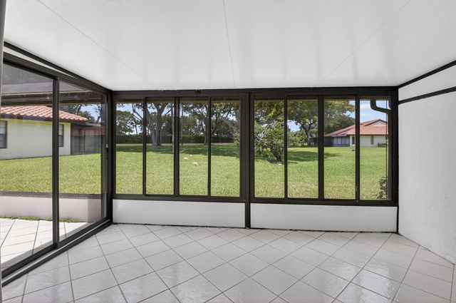 10939 Roebelini Palm Court A, Boynton Beach, FL 33437