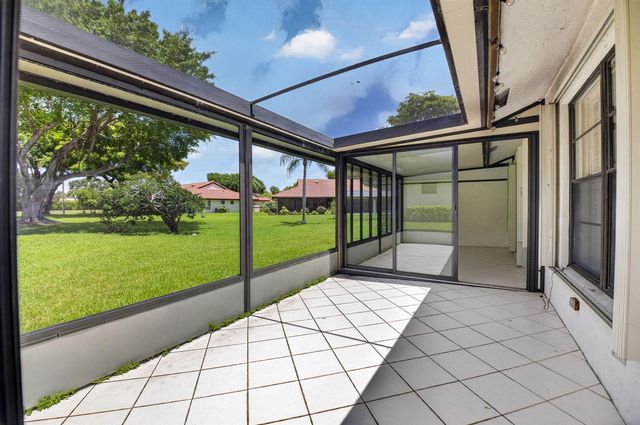 10939 Roebelini Palm Court A, Boynton Beach, FL 33437