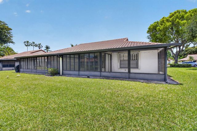 10939 Roebelini Palm Court A, Boynton Beach, FL 33437