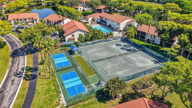 10939 Roebelini Palm Court A, Boynton Beach, FL 33437