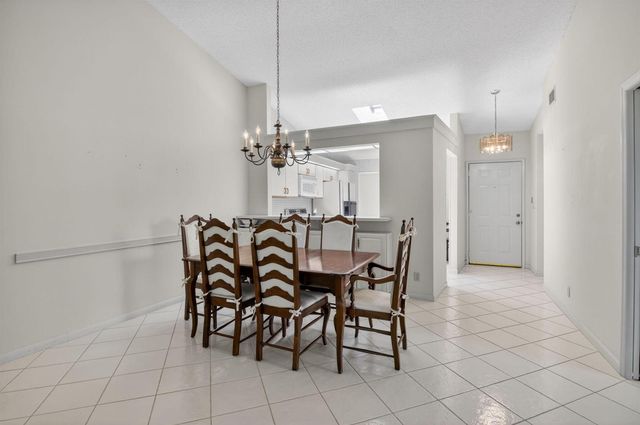 10939 Roebelini Palm Court A, Boynton Beach, FL 33437