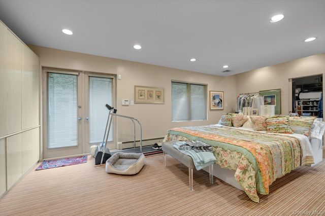 57 Parkway Drive, Roslyn Heights, NY 11577