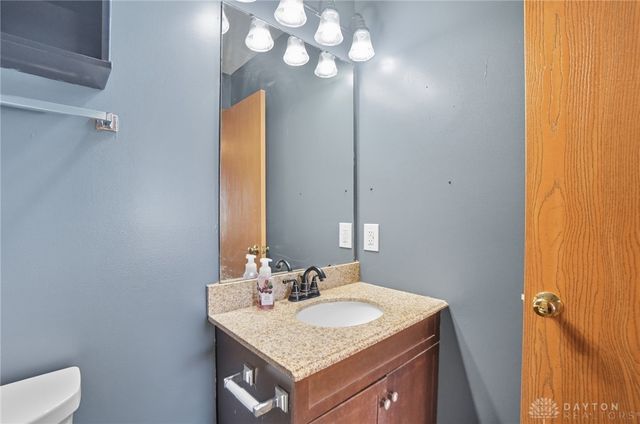 2821 Raxit Court, Xenia, OH 45385