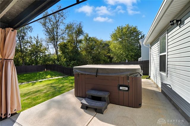 2821 Raxit Court, Xenia, OH 45385