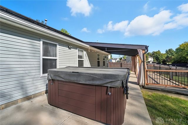 2821 Raxit Court, Xenia, OH 45385