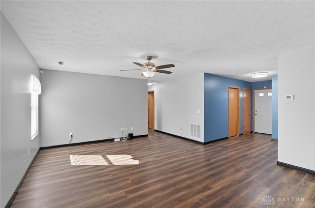 2821 Raxit Court, Xenia, OH 45385