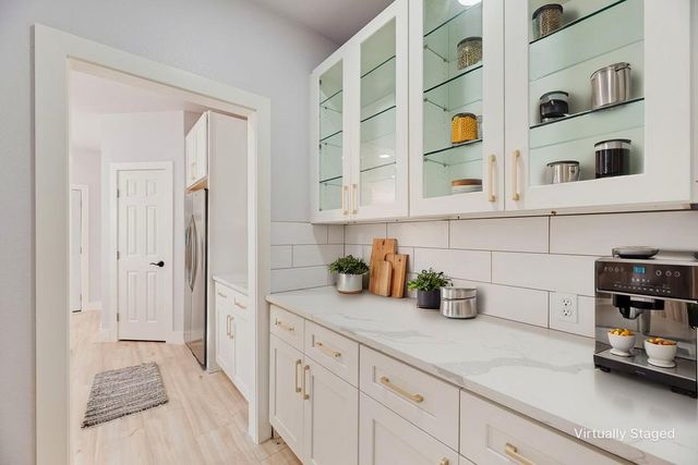 404 Parkside Court, Murphy, TX 75094