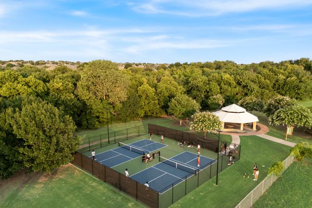 404 Parkside Court, Murphy, TX 75094