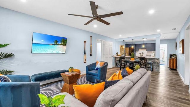 138 E 22ND Court, Riviera Beach, FL 33404