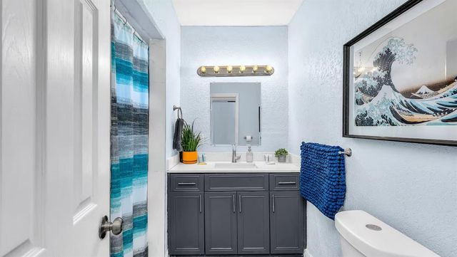 138 E 22ND Court, Riviera Beach, FL 33404