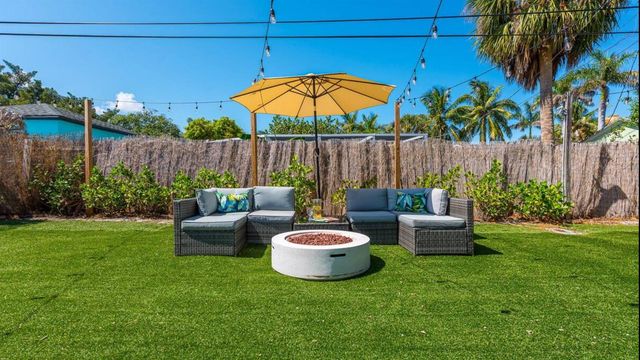 138 E 22ND Court, Riviera Beach, FL 33404