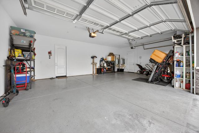 2749 19th Avenue, Kingsburg, CA 93631