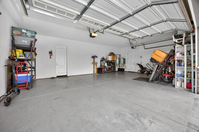 2749 19th Avenue, Kingsburg, CA 93631