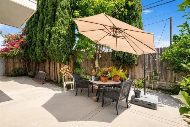 430 W Walnut, Monrovia, CA 91016