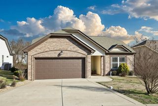 1030 Berra Dr, Springfield, TN 37172