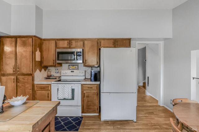 3946 Alexander St, Napa, CA 94558