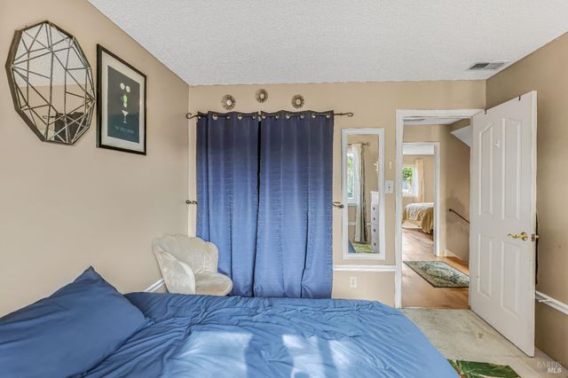 3946 Alexander St, Napa, CA 94558