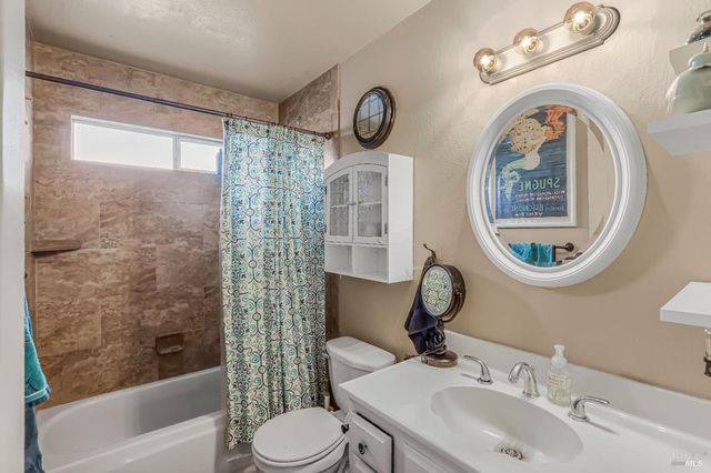 3946 Alexander St, Napa, CA 94558