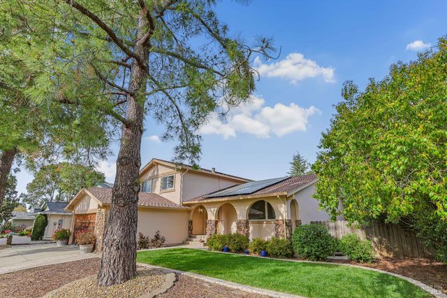 3946 Alexander St, Napa, CA 94558