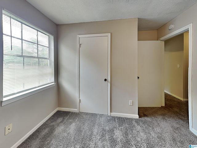 1713 6TH PLACE CIRCLE NW, Center Point, AL 35215