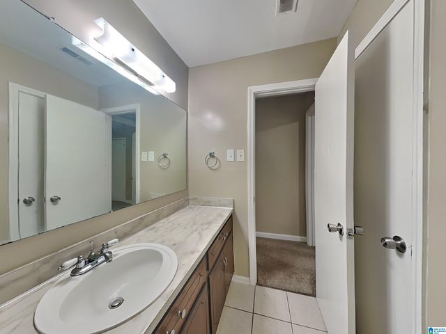 1713 6TH PLACE CIRCLE NW, Center Point, AL 35215