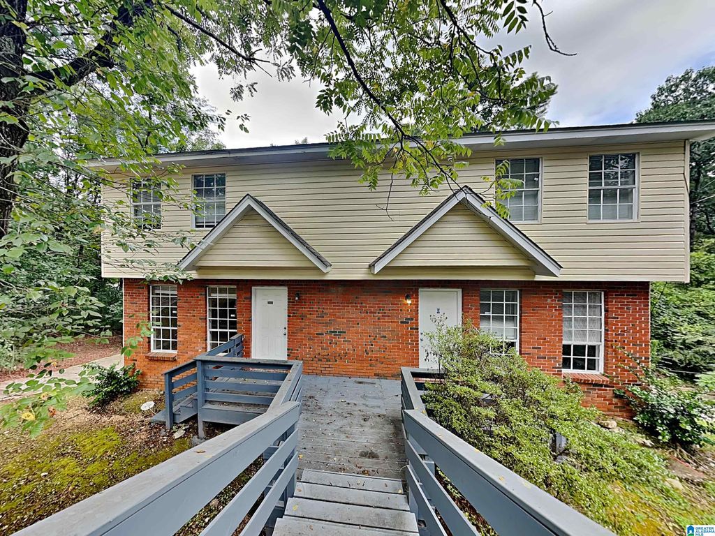 1713 6TH PLACE CIRCLE NW, Center Point, AL 35215