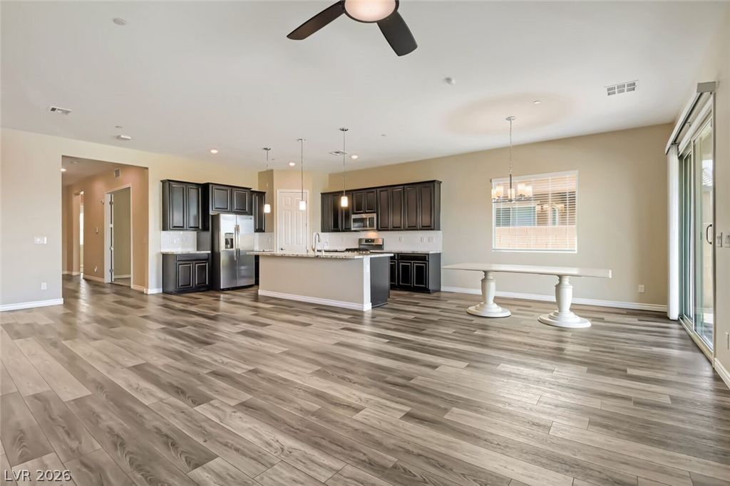 647 Longfeather Street, Henderson, NV 89011 — photo 5