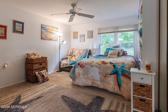 9 Elmswell Avenue, Manchester, NJ 08759