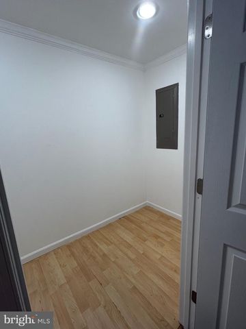 43756 TOLAMAC DR, Ashburn, VA 20147