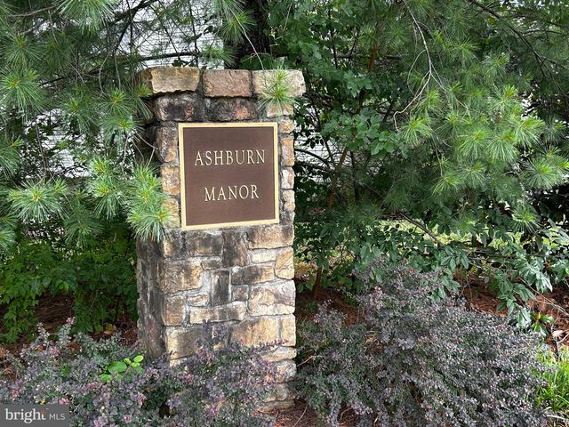43756 TOLAMAC DR, Ashburn, VA 20147