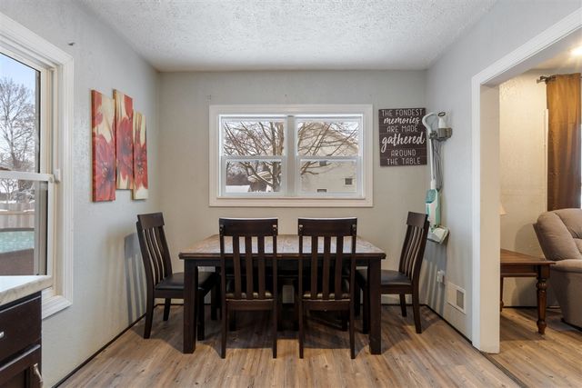 314 Oakwood Avenue, Jackson, MI 49203