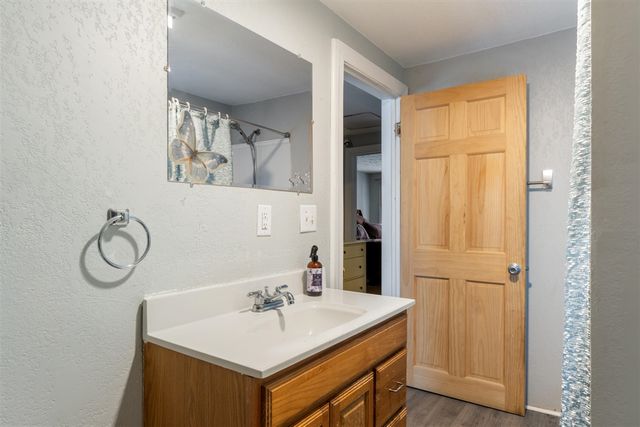 314 Oakwood Avenue, Jackson, MI 49203