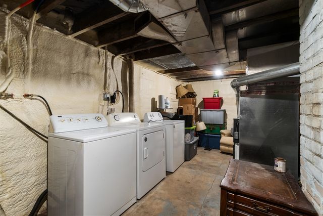 314 Oakwood Avenue, Jackson, MI 49203