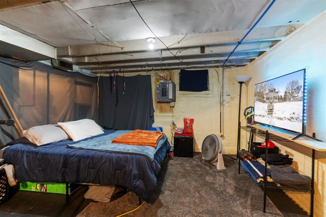 314 Oakwood Avenue, Jackson, MI 49203