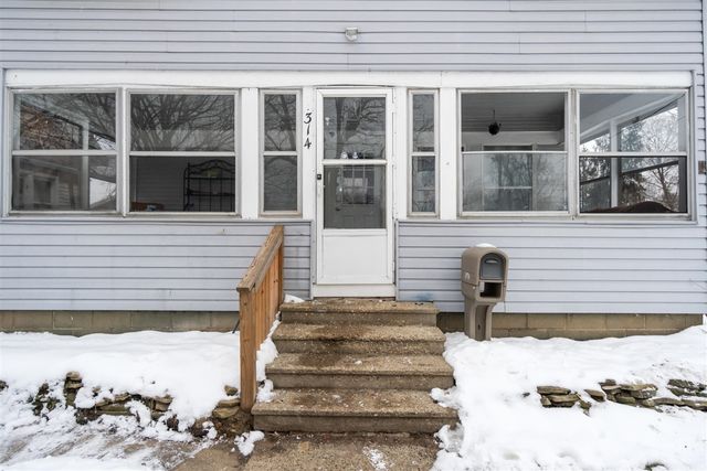 314 Oakwood Avenue, Jackson, MI 49203