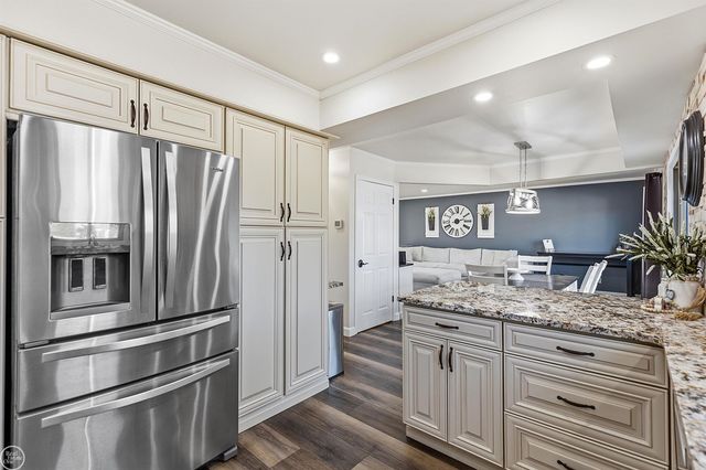 26113 Birchcrest Drive, Chesterfield, MI 48051