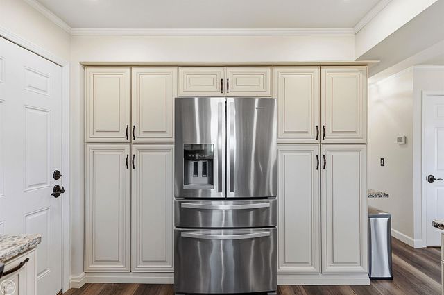 26113 Birchcrest Drive, Chesterfield, MI 48051