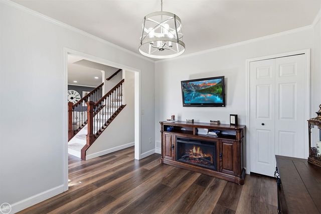 26113 Birchcrest Drive, Chesterfield, MI 48051