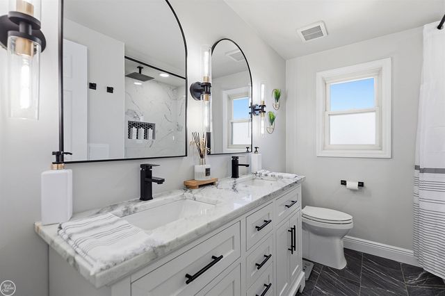 26113 Birchcrest Drive, Chesterfield, MI 48051